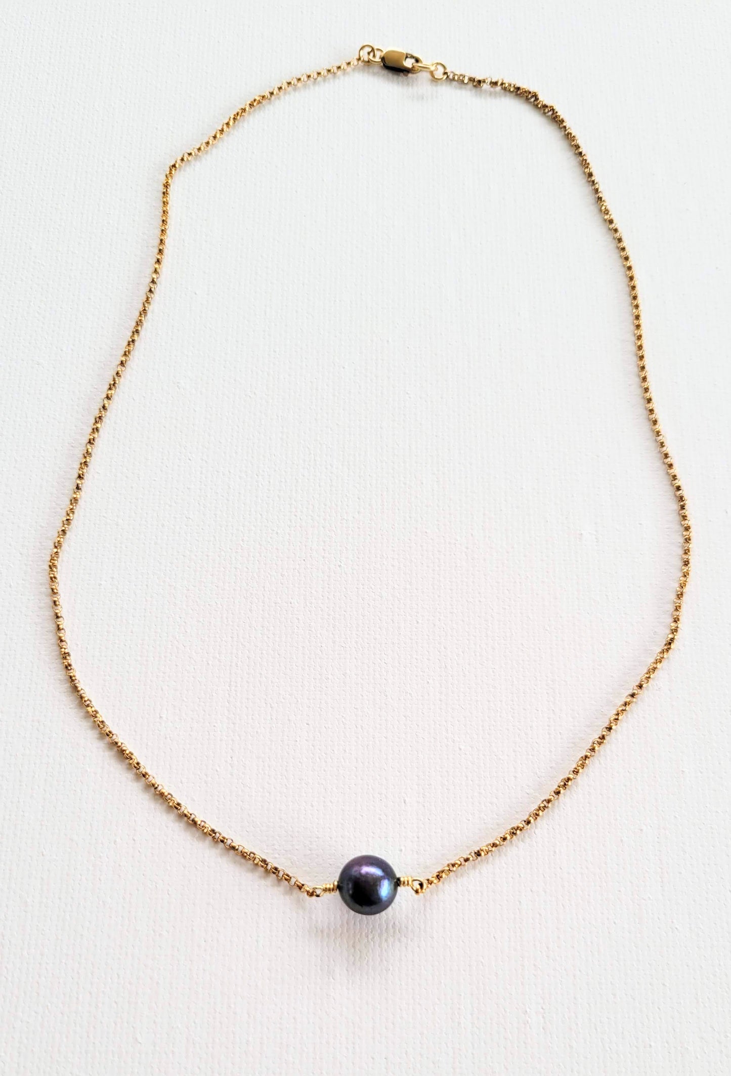 Grey Iridescent Necklace in Gold Filled - Jewelry - Nury M Jewelry